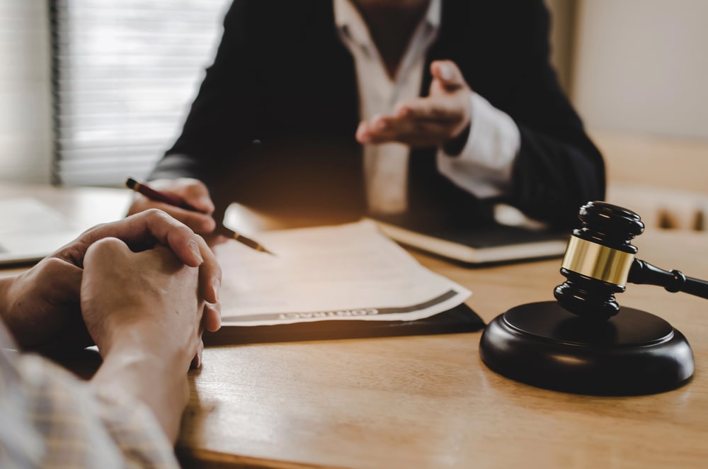 breach of contract lawyer Tampa, FL
